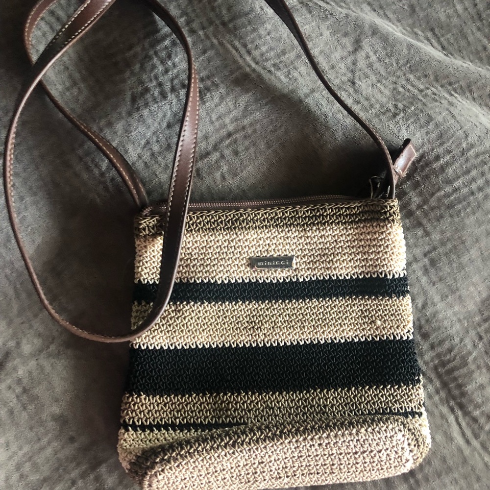 Leather strap knitted bag